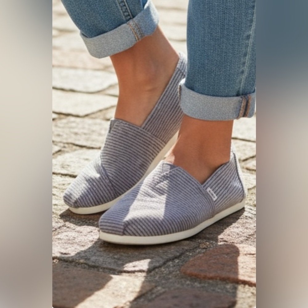 TOMS Alpargata Women’s Gray Corduroy Slip-On Flats Size 7 - Picture 2 of 10